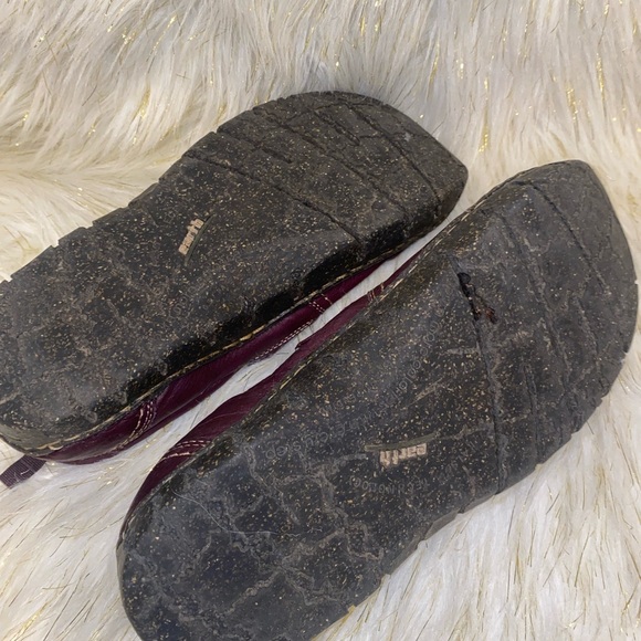 Earth Women’s slip on shoes Size 10 - Picture 4 of 5